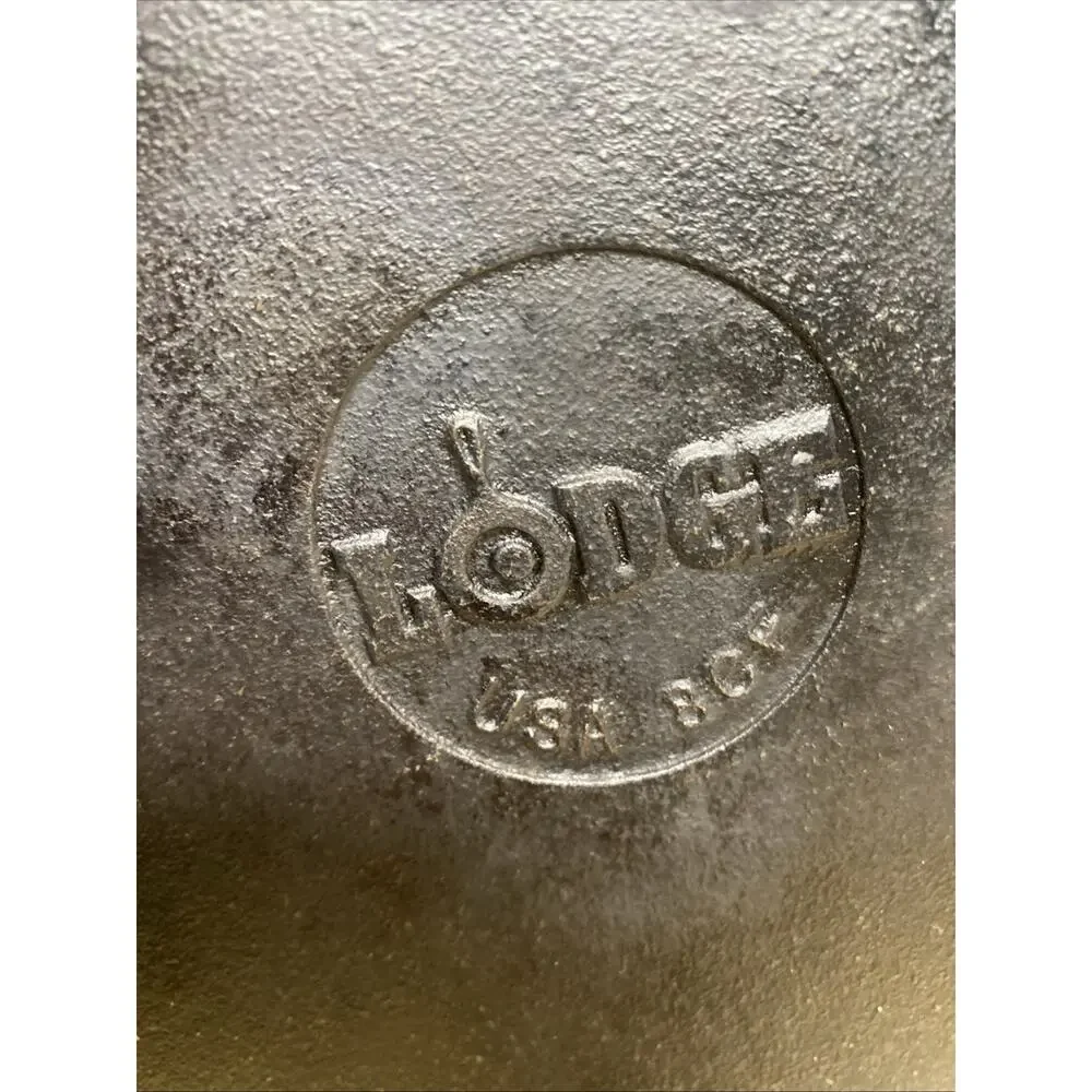 Lodge 8 CF Cast Iron Skillet Chicken Fryer 10 1/4